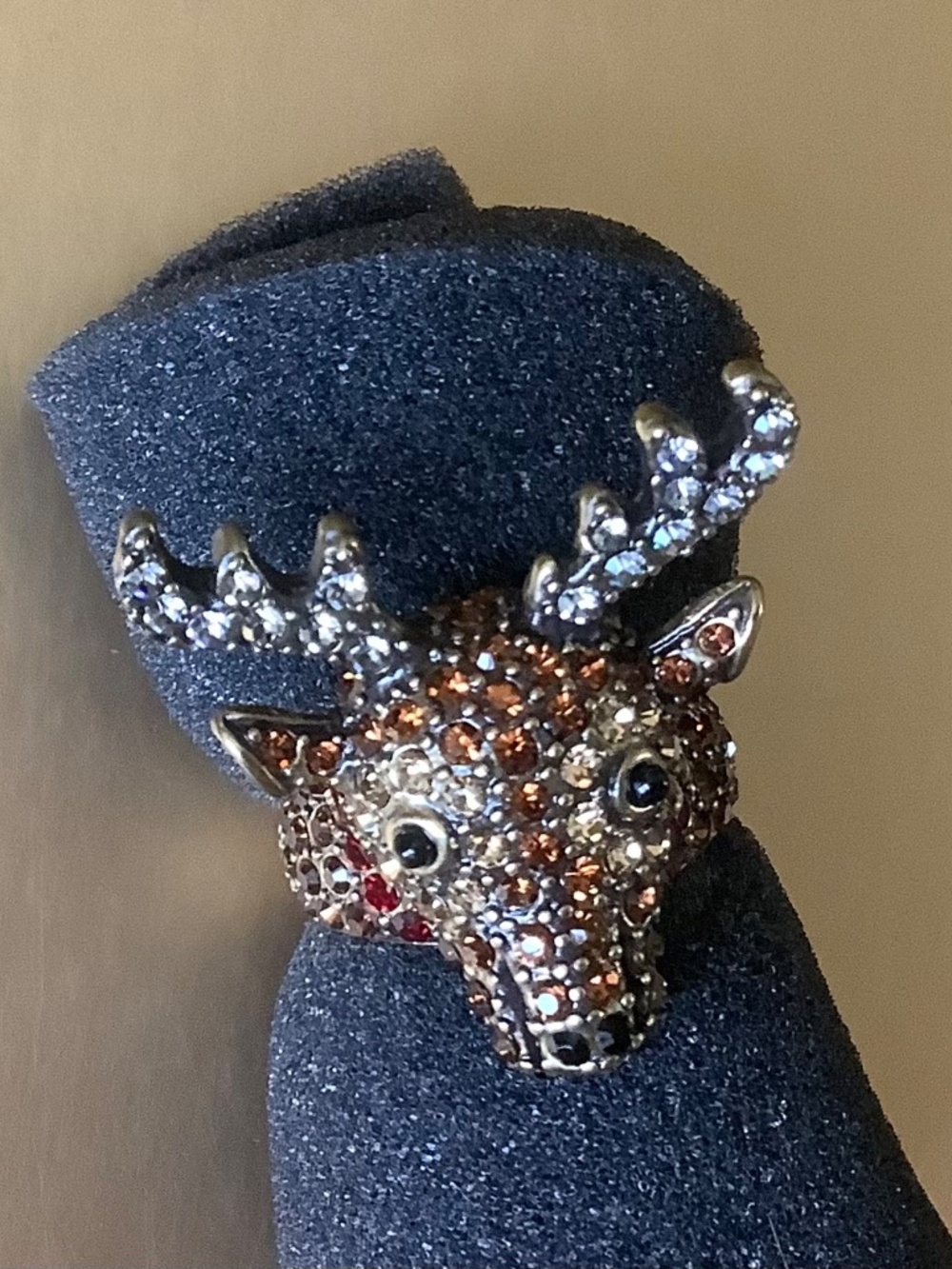 Heidi Daus Rudy Reindeer Holiday Collection Crystal Ring SZ 9 - Picture 2 of 14